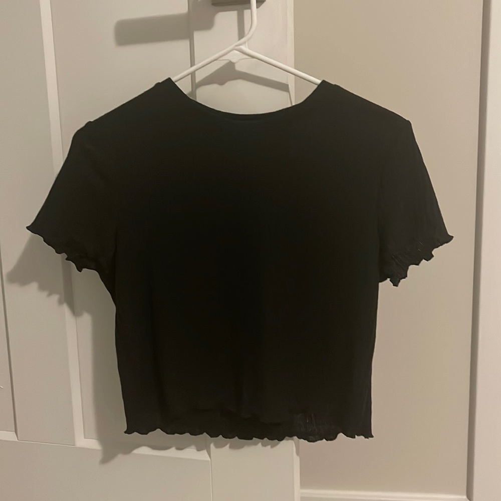 Large black crop top